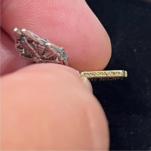 Pandora Star Wars Millennium Falcon Dangle Charm - Picture 6 of 9